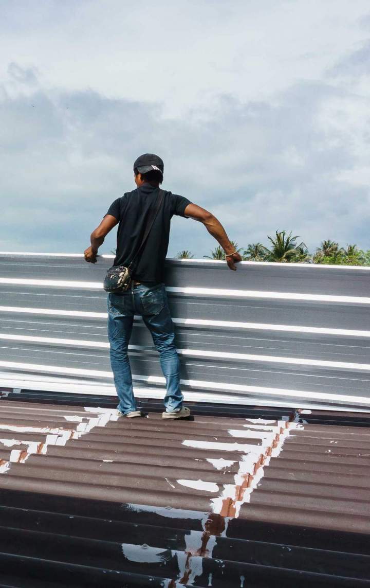Service d’installation de toiture commerciale Rivière-Pilote